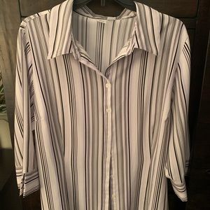 Apartment 9 Women’s 3/4 sleeve Blouse